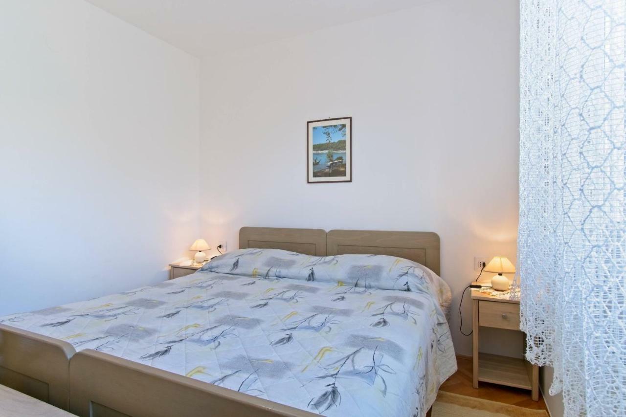 Apartmani Dorita Mali Lošinj Eksteriør bilde