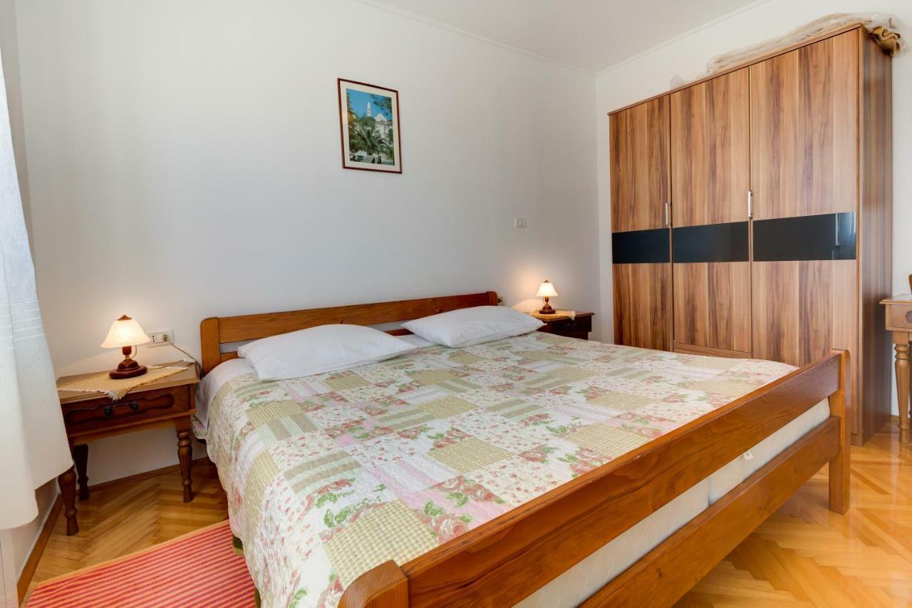Apartmani Dorita Mali Lošinj Eksteriør bilde