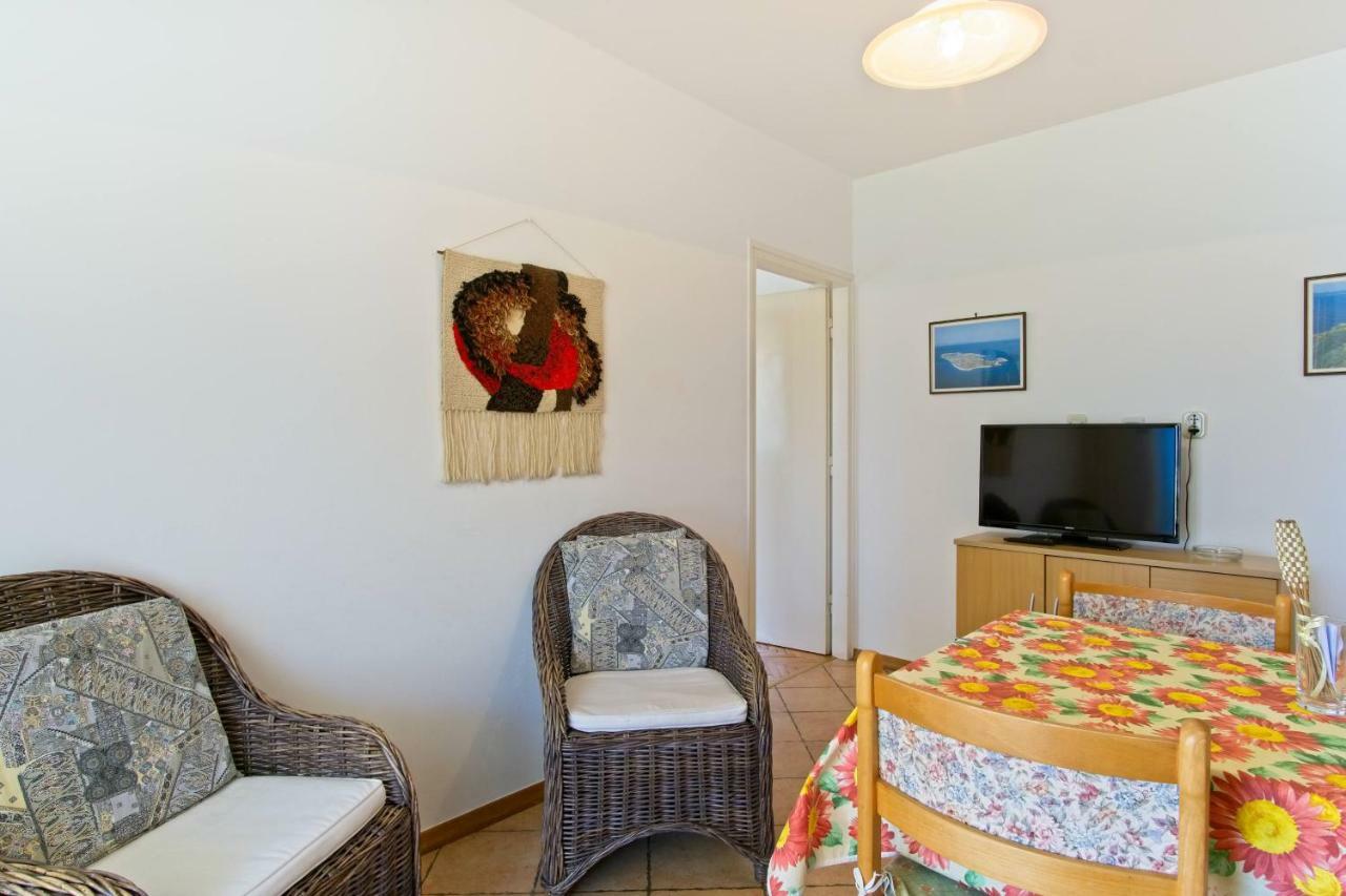Apartmani Dorita Mali Lošinj Eksteriør bilde