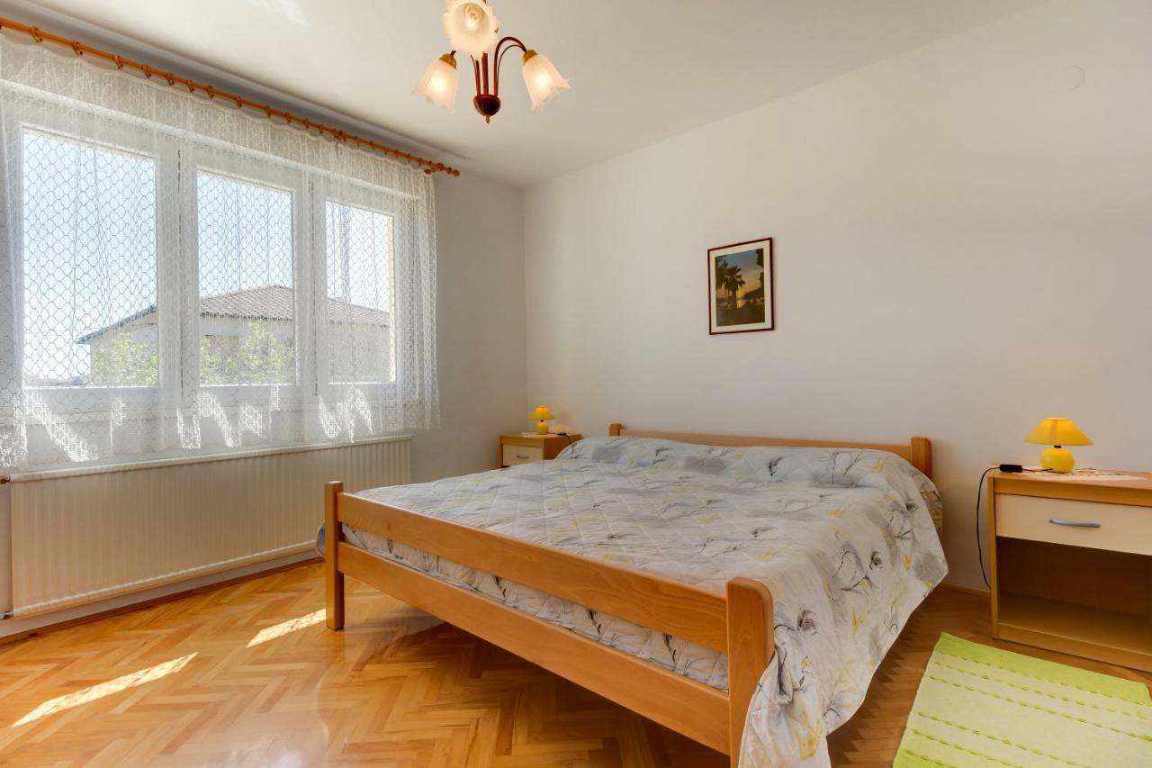 Apartmani Dorita Mali Lošinj Eksteriør bilde