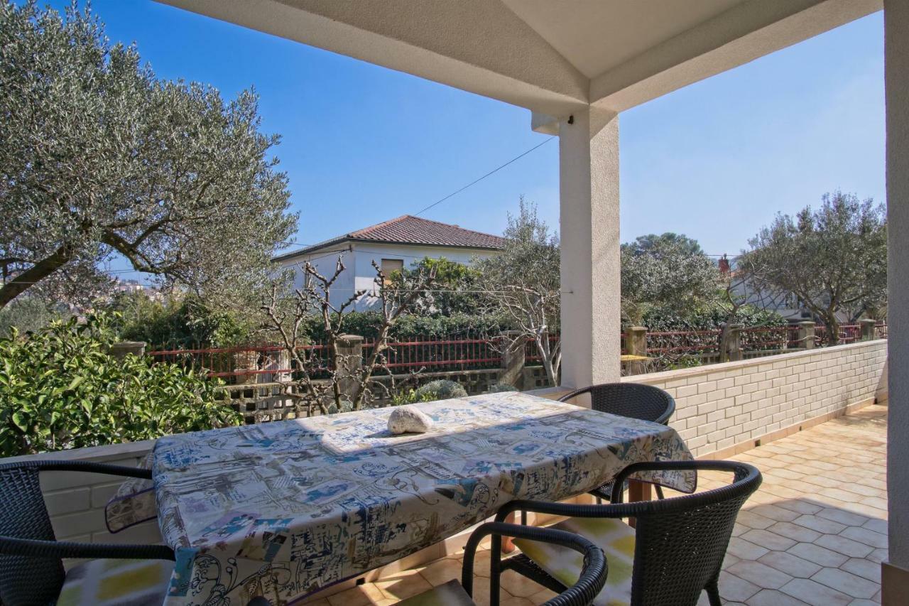 Apartmani Dorita Mali Lošinj Eksteriør bilde